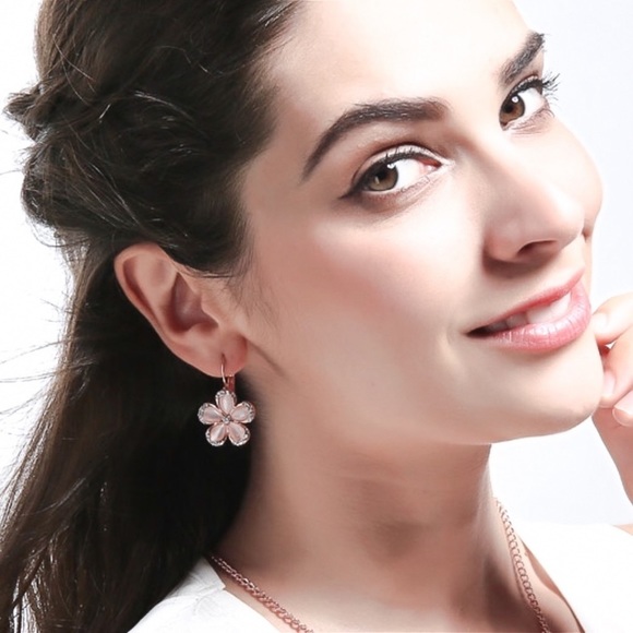 2/$20! Pink Pearlescent Flower Lever Back Earrings - Picture 4 of 8